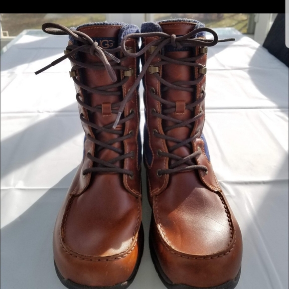 Ugg Wynton Brown Navy Waterproof Laceup Leather Boots 9.5 - Picture 3 of 8